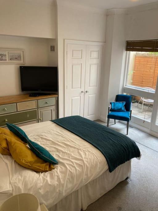 Regency Brighton Seafront Apartment Екстер'єр фото